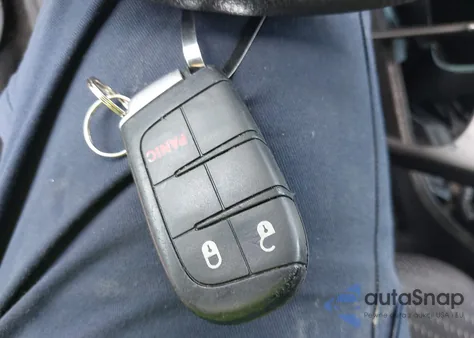 2019 Dodge Journey Se из США, поврежденный, VIN 3C4PDCBB6KT756327